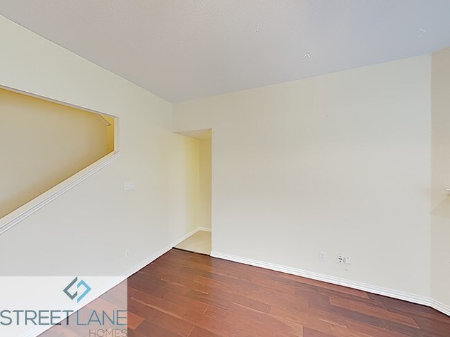 Foto del edificio - 6-Month Lease!