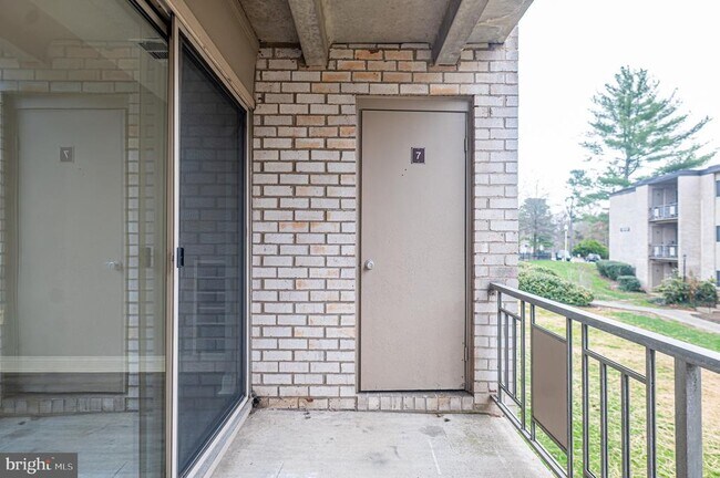 Foto del edificio - 12211 Braxfield Ct