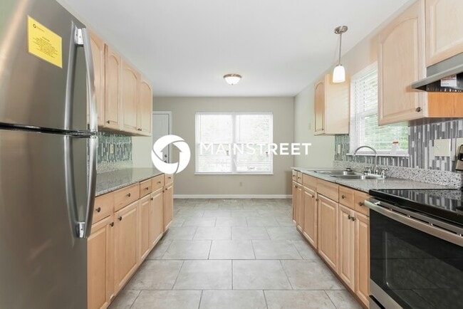 Building Photo - 3 Bedroom Pet-Friendly Home in St. Louis, MO with Main Street Renewal