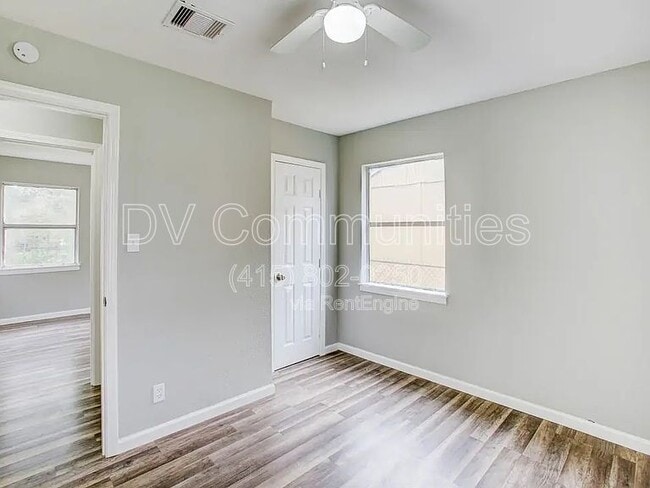 Building Photo - 9317 Cathedral Dr