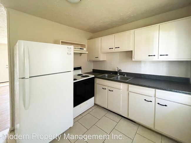 Foto del edificio - 1 br, 1 bath House - 146 Saint Clair Street