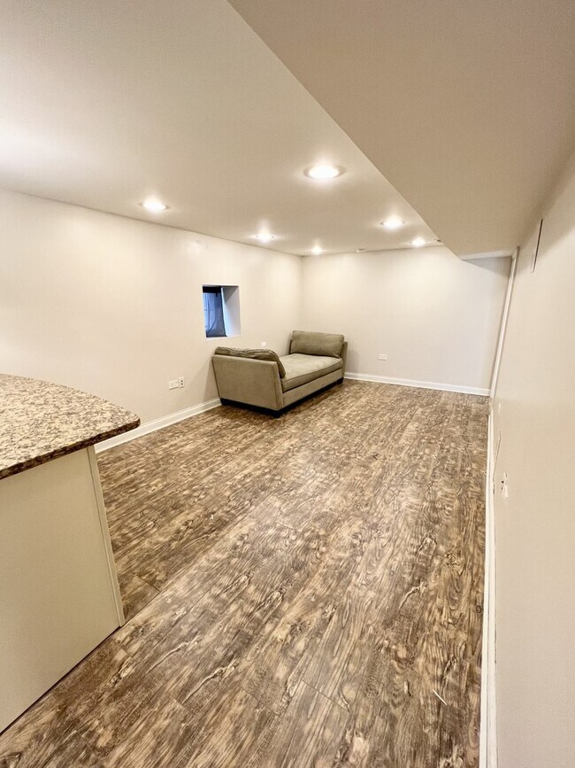 3836 N Oak Park Ave, Chicago, IL 60634 House Rental in Chicago, IL