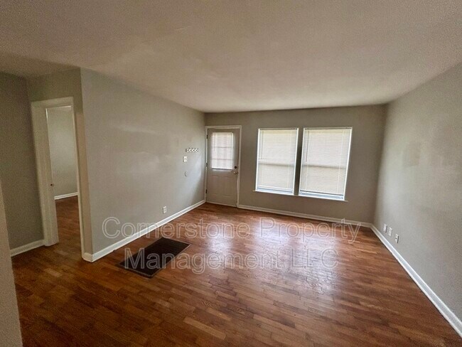Foto del edificio - 1609 W 22nd Terrace