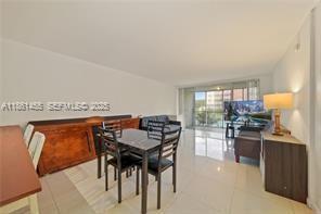 Foto del edificio - 1710 NE 191st St