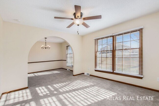 Foto del edificio - 7016 NW Blair Rd