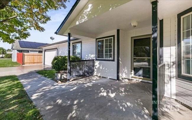 Building Photo - 230 War Eagle Dr