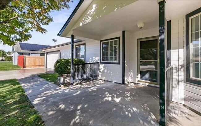 Foto del edificio - 230 War Eagle Dr