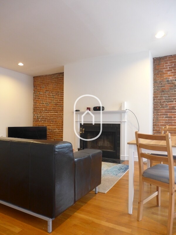 Foto del edificio - 1747 Washington St