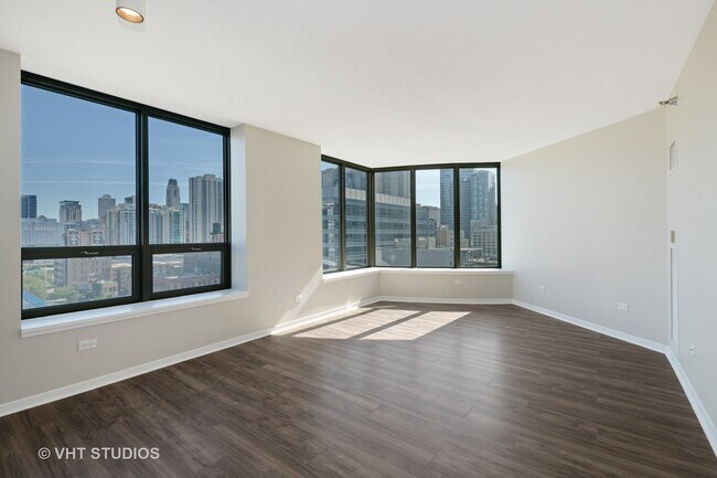 Building Photo - 400 N LaSalle St