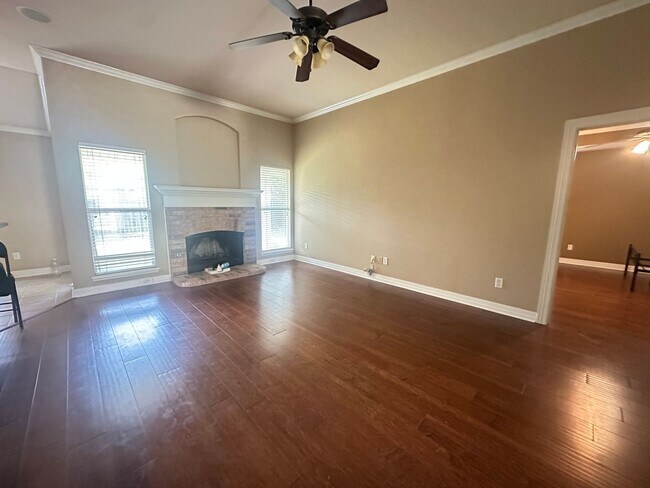 Foto del edificio - RIVERBROOKE-GATED COMMUNITY NEAR LSUS COLLEGE