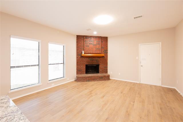 Building Photo - 3113 Riverview Dr