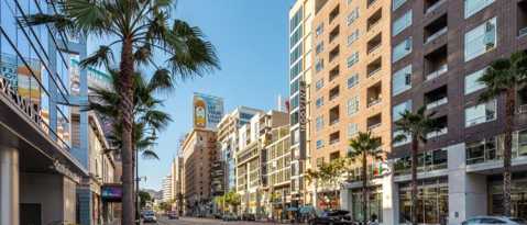 Foto del edificio - 1600 Vine St