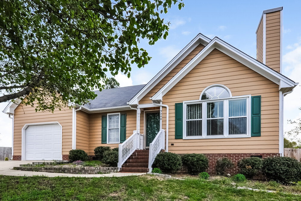 Primary Photo - 3208 Leebrook Rd