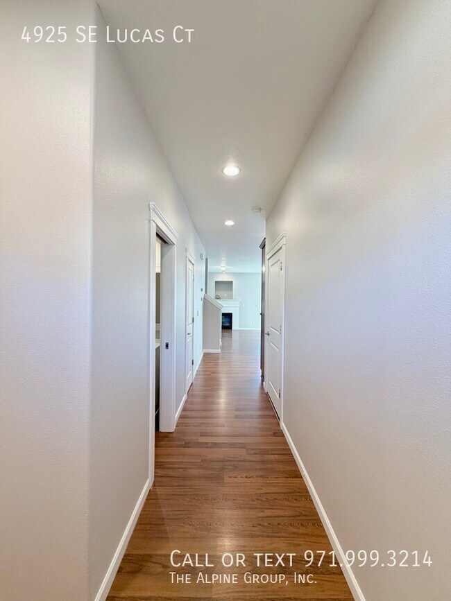 Foto del edificio - 4925 SE Lucas Ct