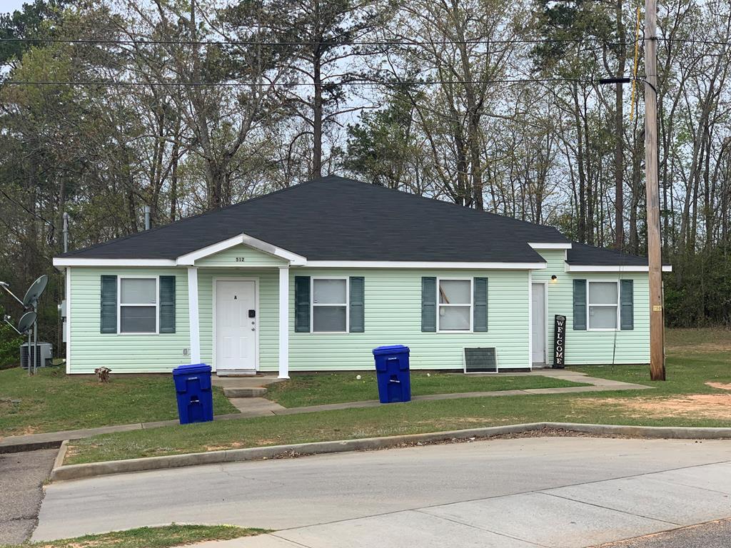 512 Gibbs St Unit B, Troy, AL 36081 Apartments in Troy, AL