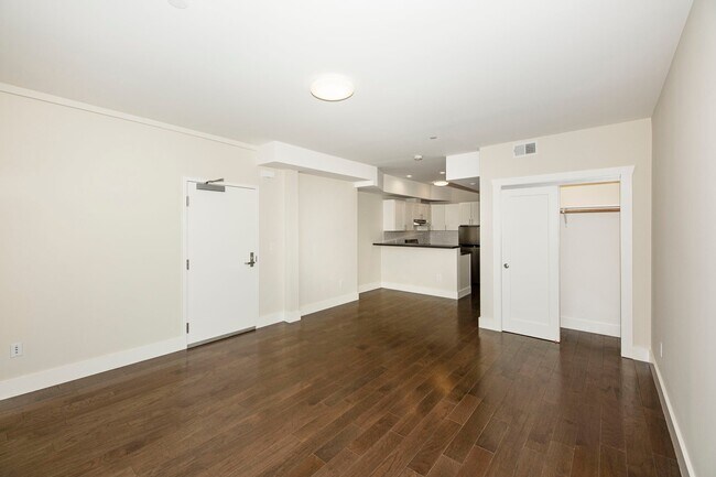 Interior Photo - 1445 Mason