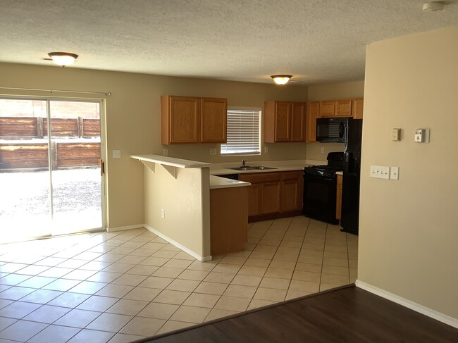 Building Photo - 6219 Vaughn Drive