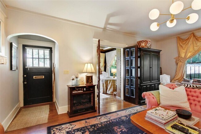 Foto del edificio - 1612 Skidaway Rd