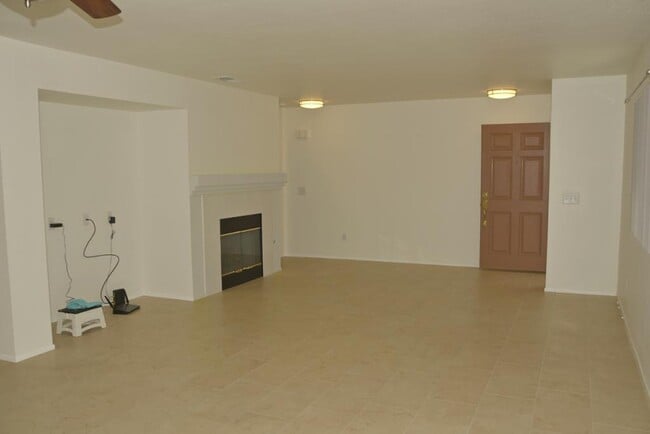 Foto del edificio - 13686 Sylvan Oaks St