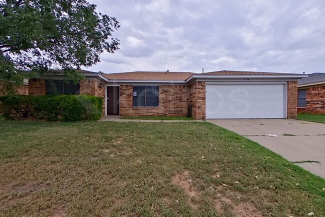 Building Photo - 1120 Trinchera Dr