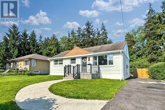 Building Photo - 205 Trowbridge Ave
