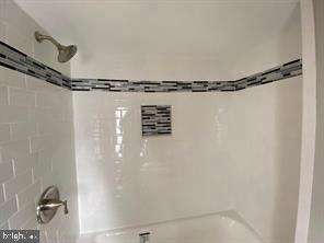 Building Photo - 188 Main St