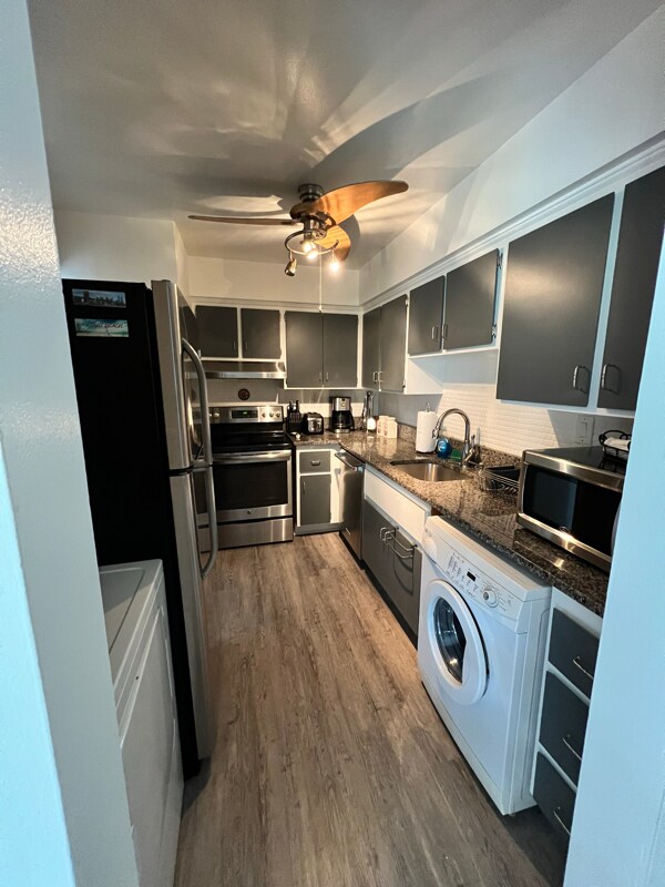 Foto principal - 1836 Colonial Village Way