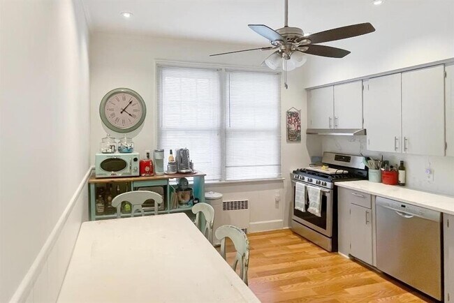 Foto del edificio - 119-03 Rockaway Beach Blvd