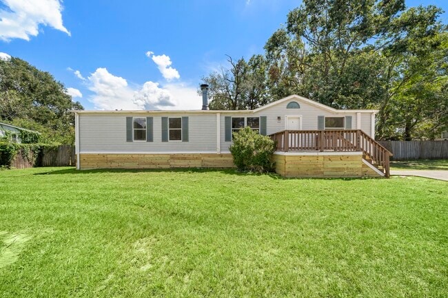 Foto del edificio - 16482 Pisces Rd