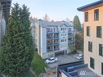 Primary Photo - 909 N 35th St