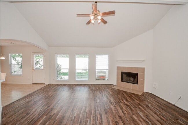 Foto del edificio - 3314 Rainport Cir