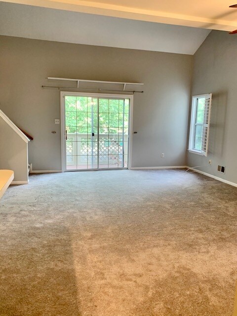 Building Photo - 614 Foxcroft Cir