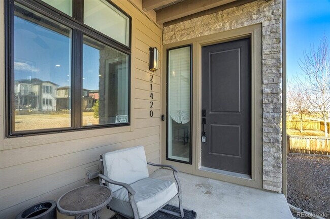 Foto del edificio - Luxury Living in the Heart of Painted Prairie – Spacious 4 Bedroom Home with Modern Finishes and ...