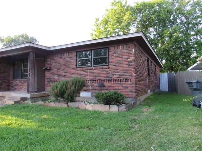 Building Photo - 8619 Jennie Lee Ln