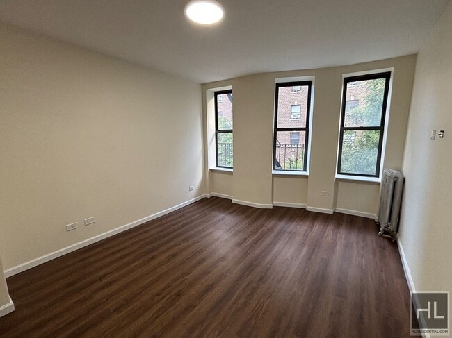 Building Photo - East 12th Street
