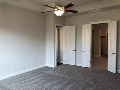Building Photo - 713 Woodview Dr