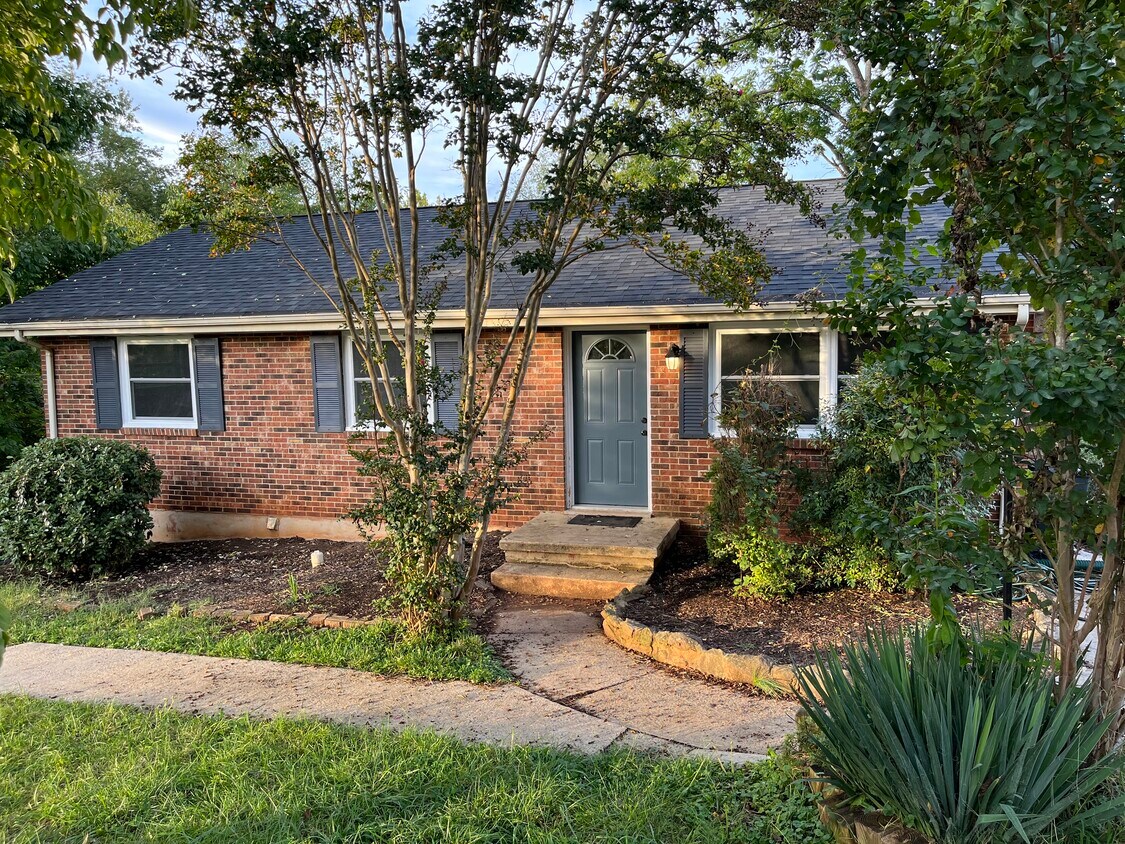 1216 Dandridge Dr, Lynchburg, VA 24501 House Rental in Lynchburg, VA
