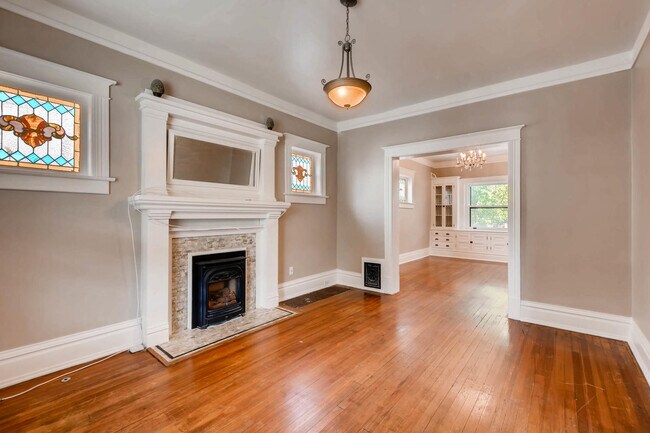 Foto del edificio - 1811 E 23rd Ave