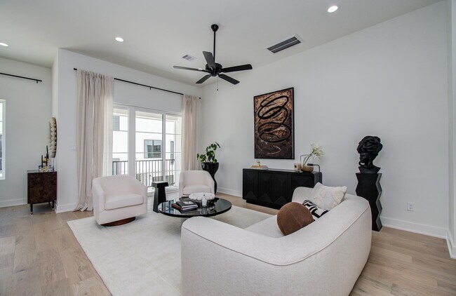 Foto del edificio - 8702 Ojeman Villas Dr