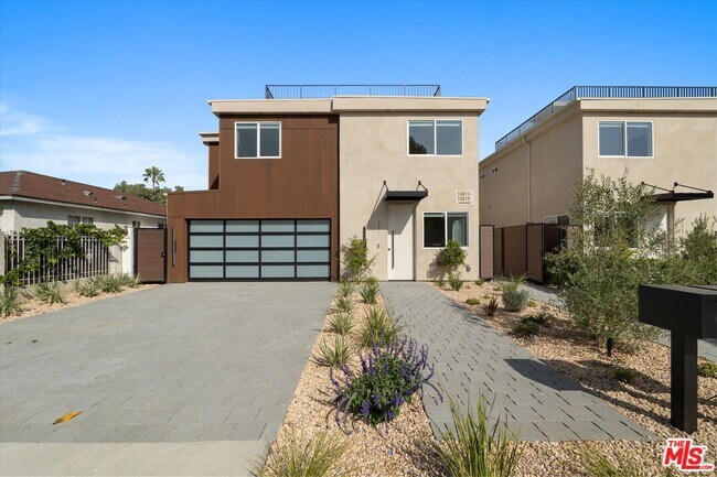 Foto del edificio - 15207 Morrison St