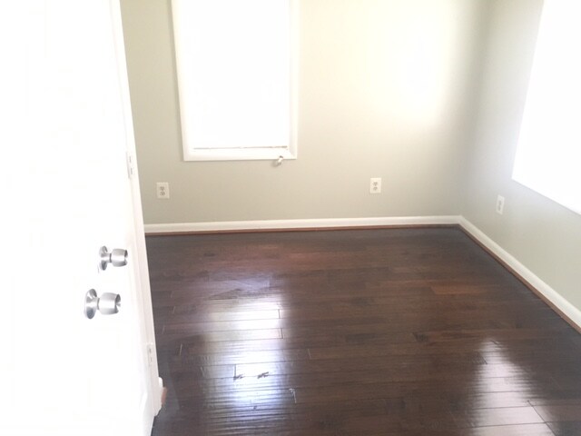 Dormitorio - 142 Xenia St SE