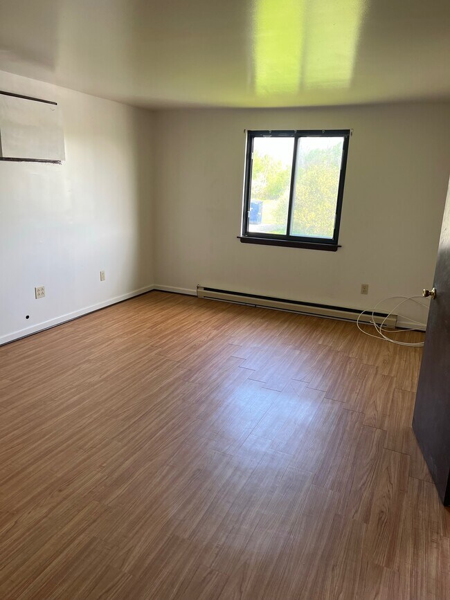 Dormitorio principal 2 - 6355 Robinson Rd