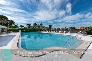 Foto del edificio - 1009 Green Pine Blvd
