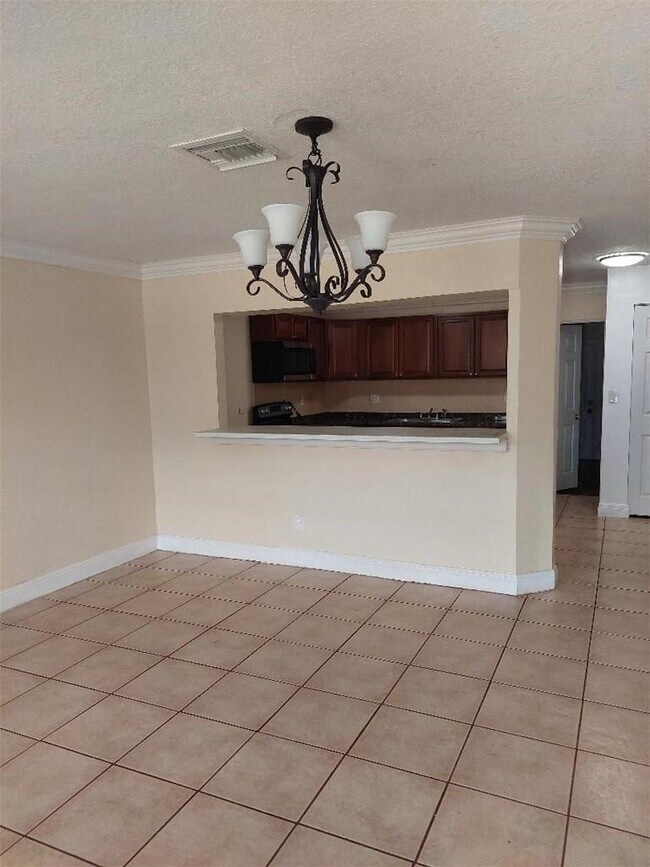 Foto del edificio - 5411 NW 16th Ct