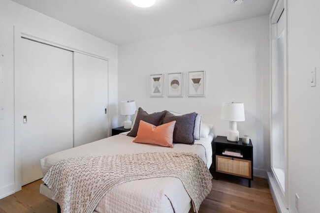 Photo du bâtiment - 2118 Rue Bercy