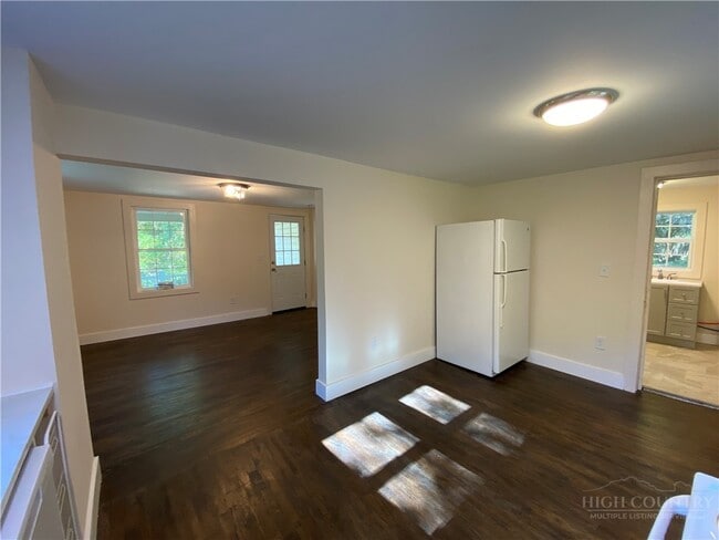 Foto del edificio - 503 Von Turner Rd