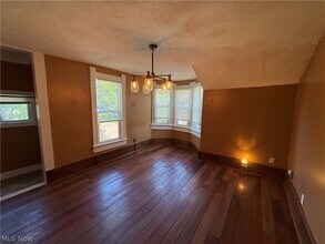 Building Photo - 1076 Ackley St