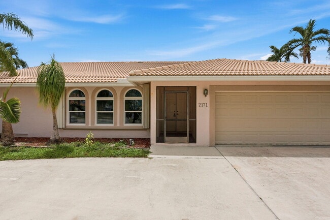 Building Photo - 2171 NW 76th Ave
