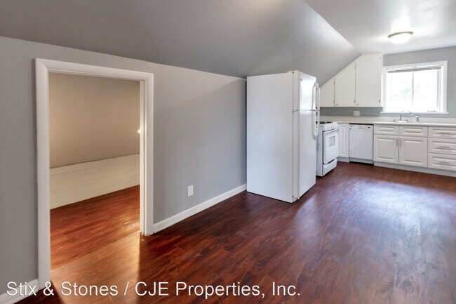 Foto del edificio - 4645 Newland St