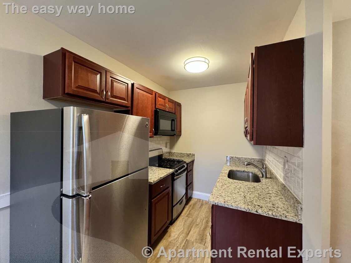 Foto principal - 4 Cogswell Ave